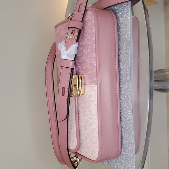 🎉HP🎉! Michael Kors 💘NWT💘 Bradshaw Convertible Purse in Smoky Rose!💘💘💘 - Picture 14 of 16